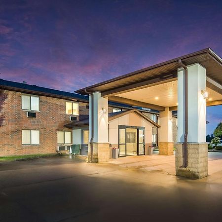 Best Western Mount Pleasant Inn Экстерьер фото