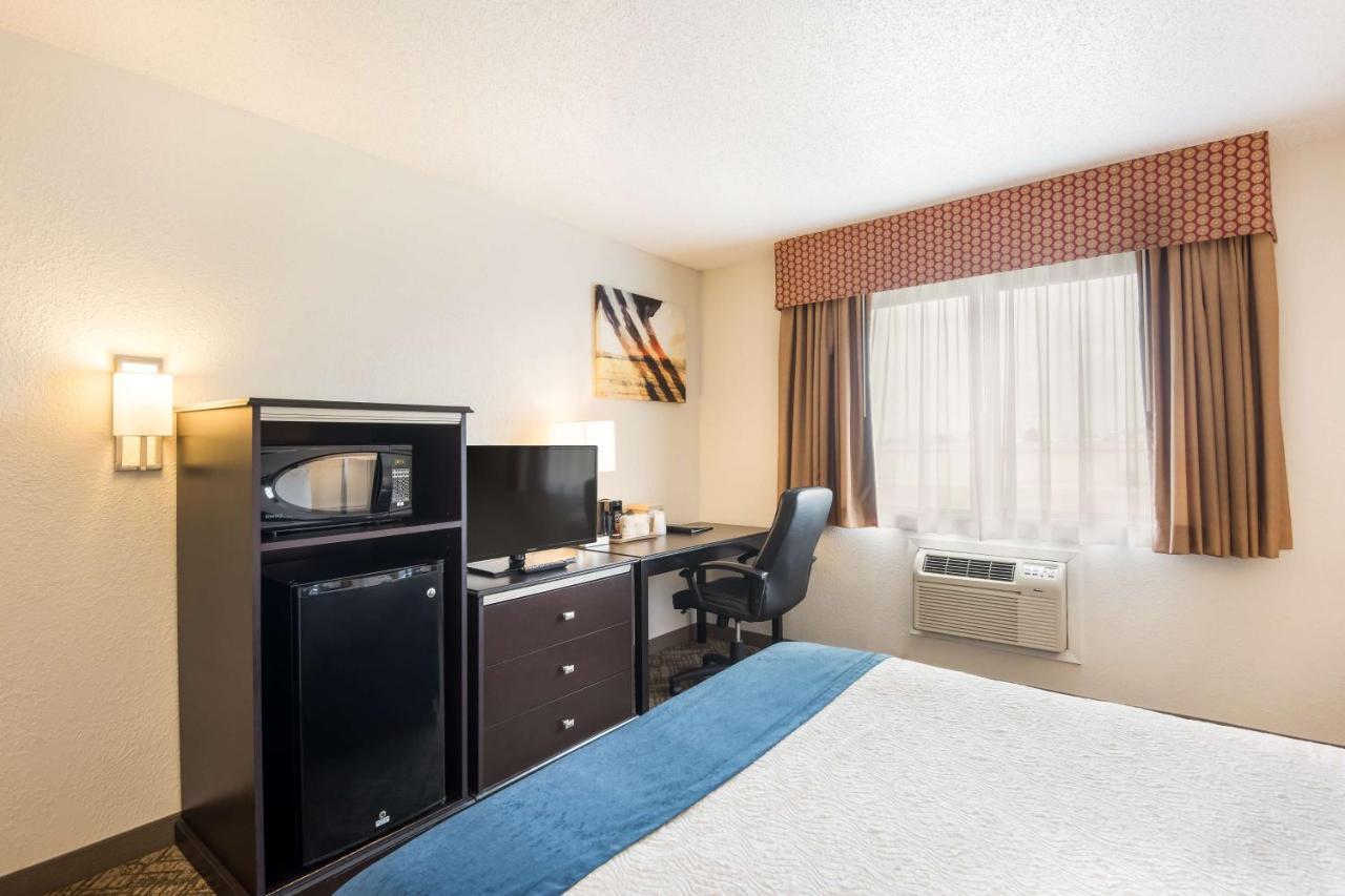 Best Western Mount Pleasant Inn Экстерьер фото