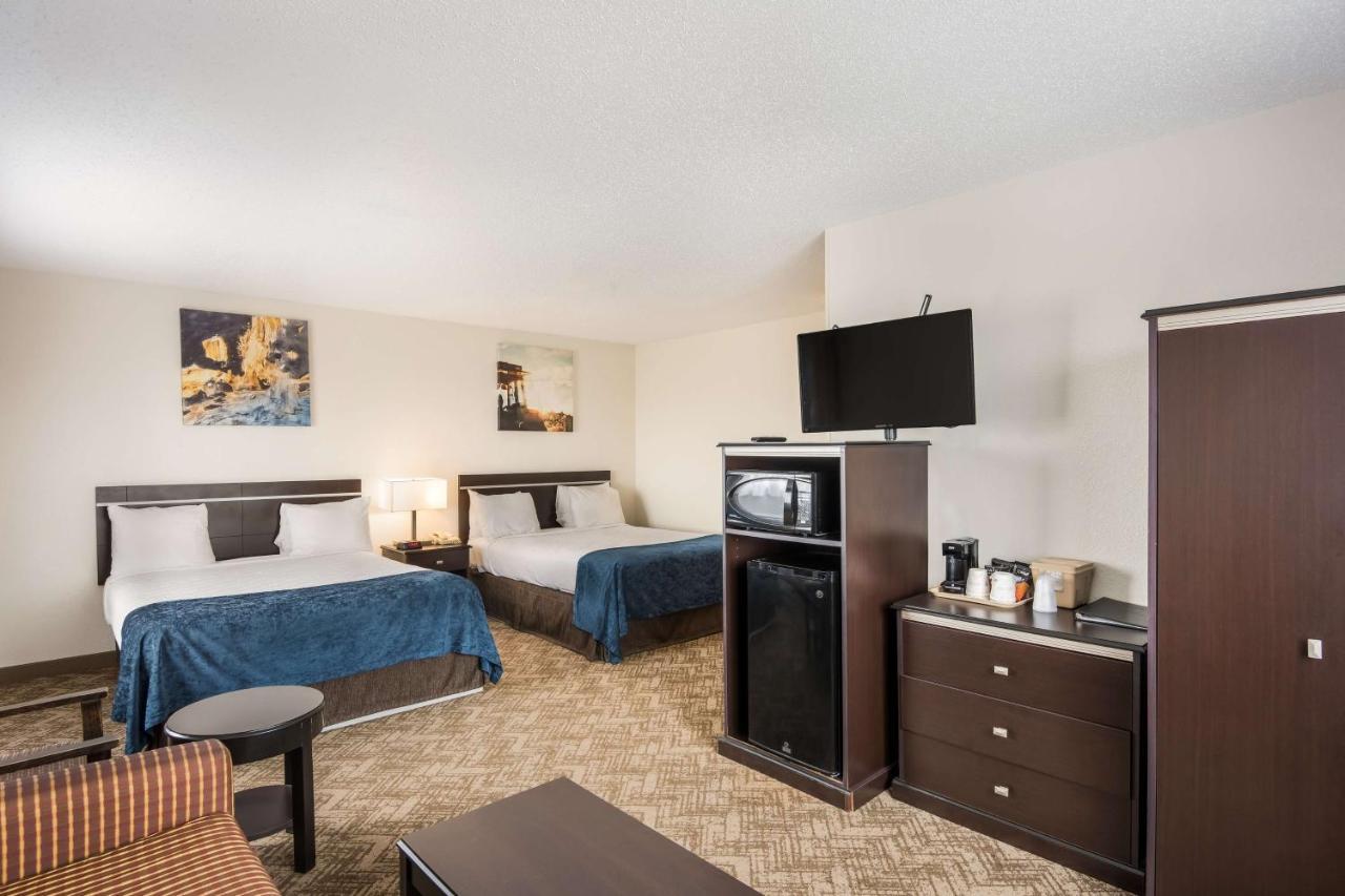 Best Western Mount Pleasant Inn Экстерьер фото