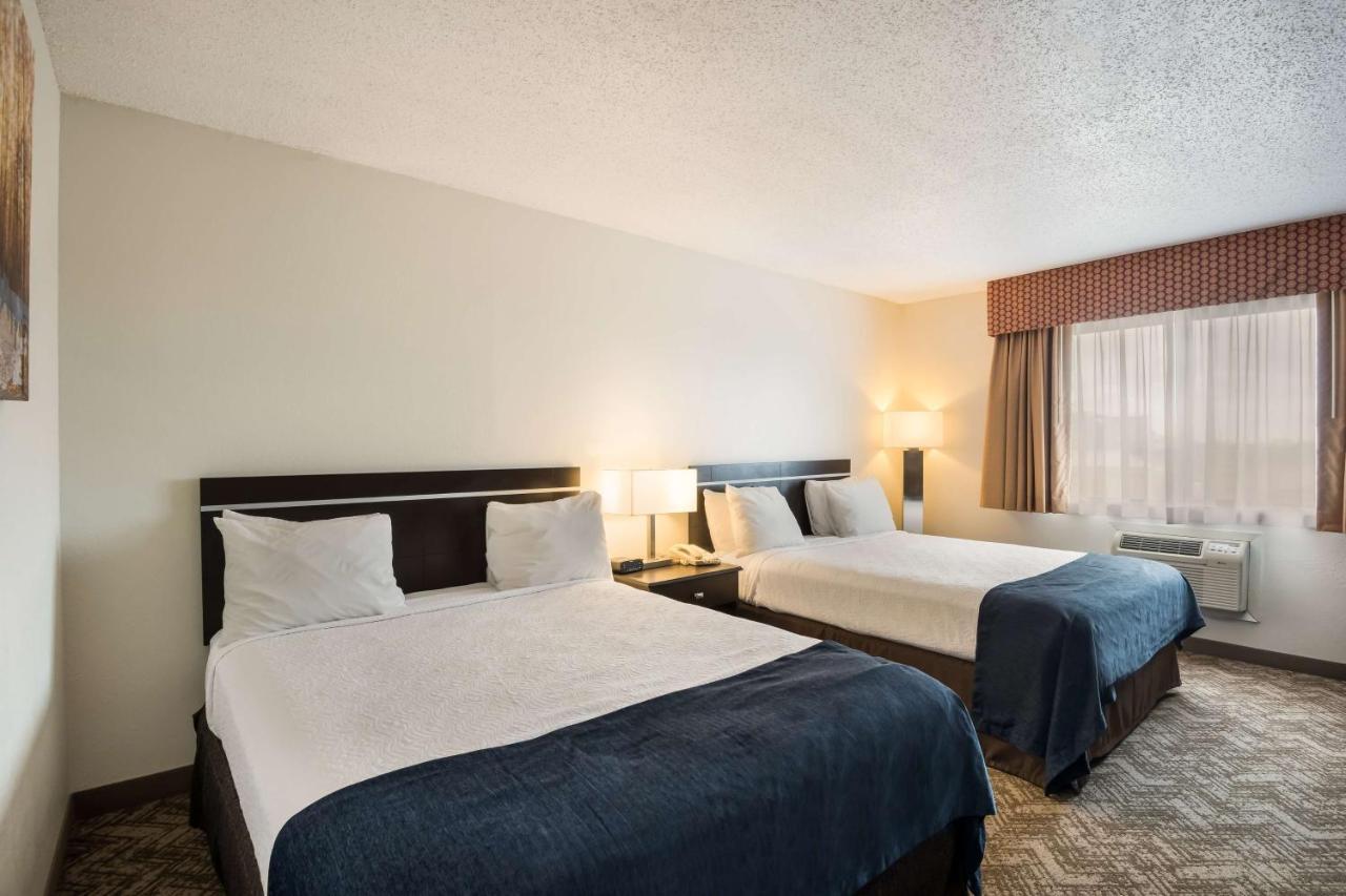 Best Western Mount Pleasant Inn Экстерьер фото