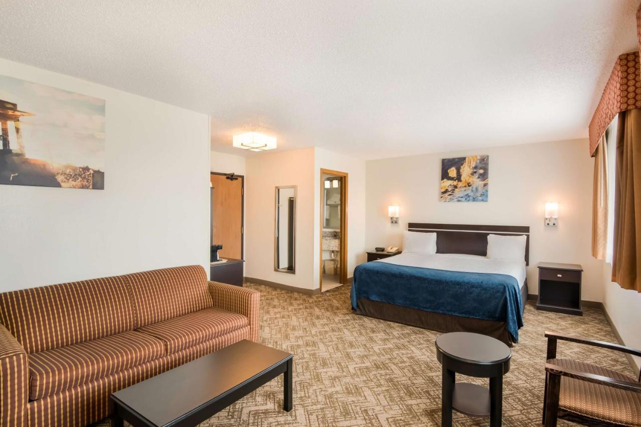 Best Western Mount Pleasant Inn Экстерьер фото